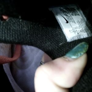 Lj nike shoes size 11